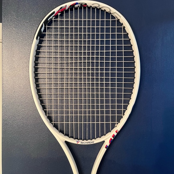 Tecnifibre TF40 305 Tennis Racquet - Picture 1 of 11